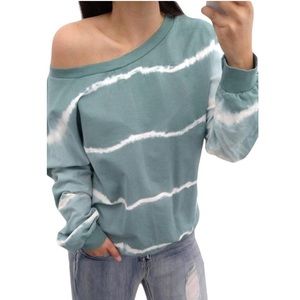 Off shoulder Tie-dye sweatshirt